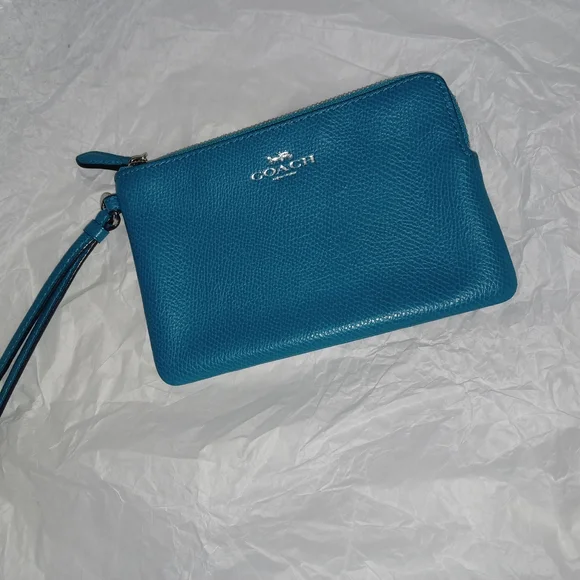 Coach Blue Teal Pebbled Leather Wristlet - Picture 1 of 3
